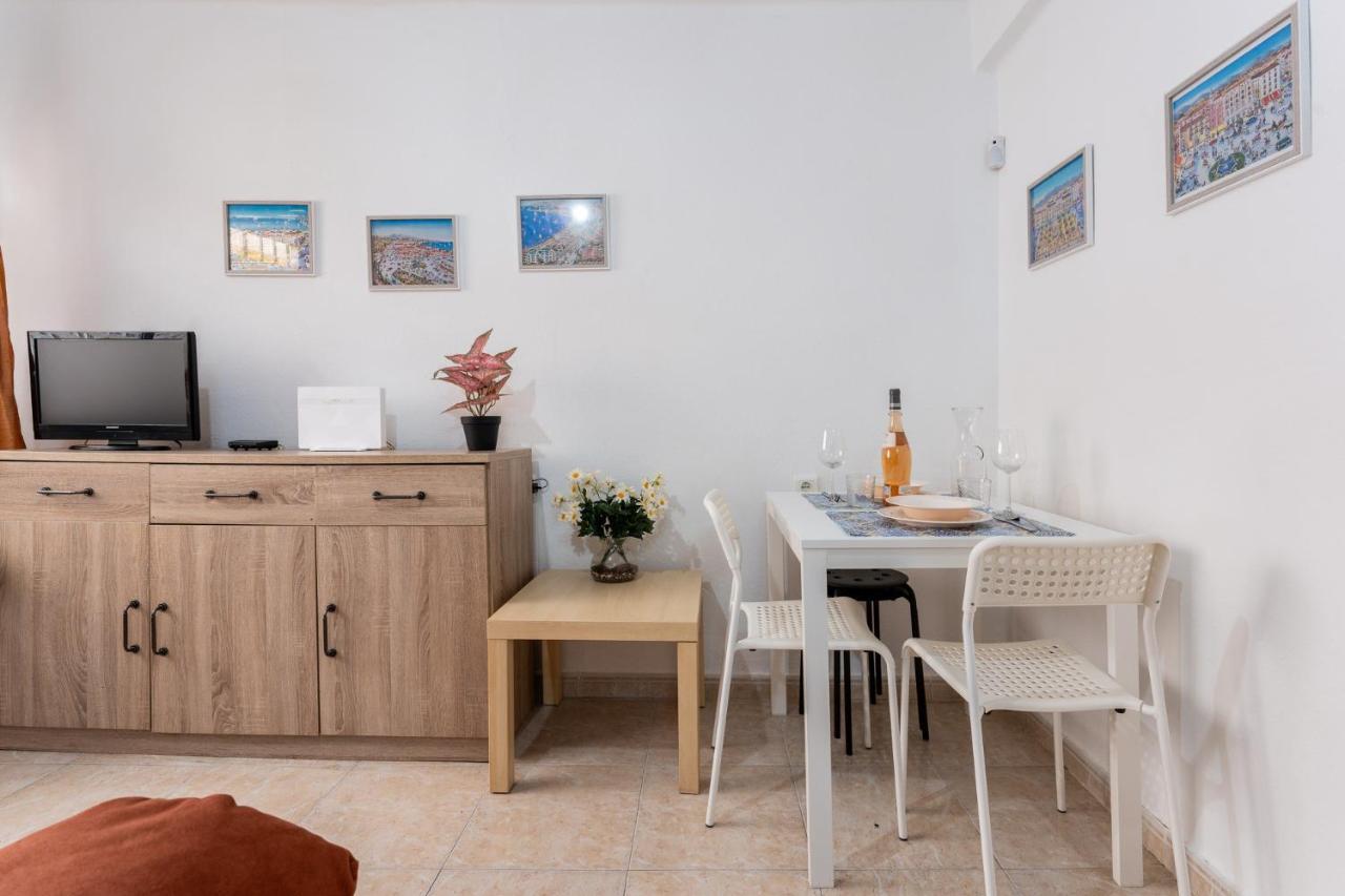 Malagasuite City Center Torremolinos Bagian luar foto