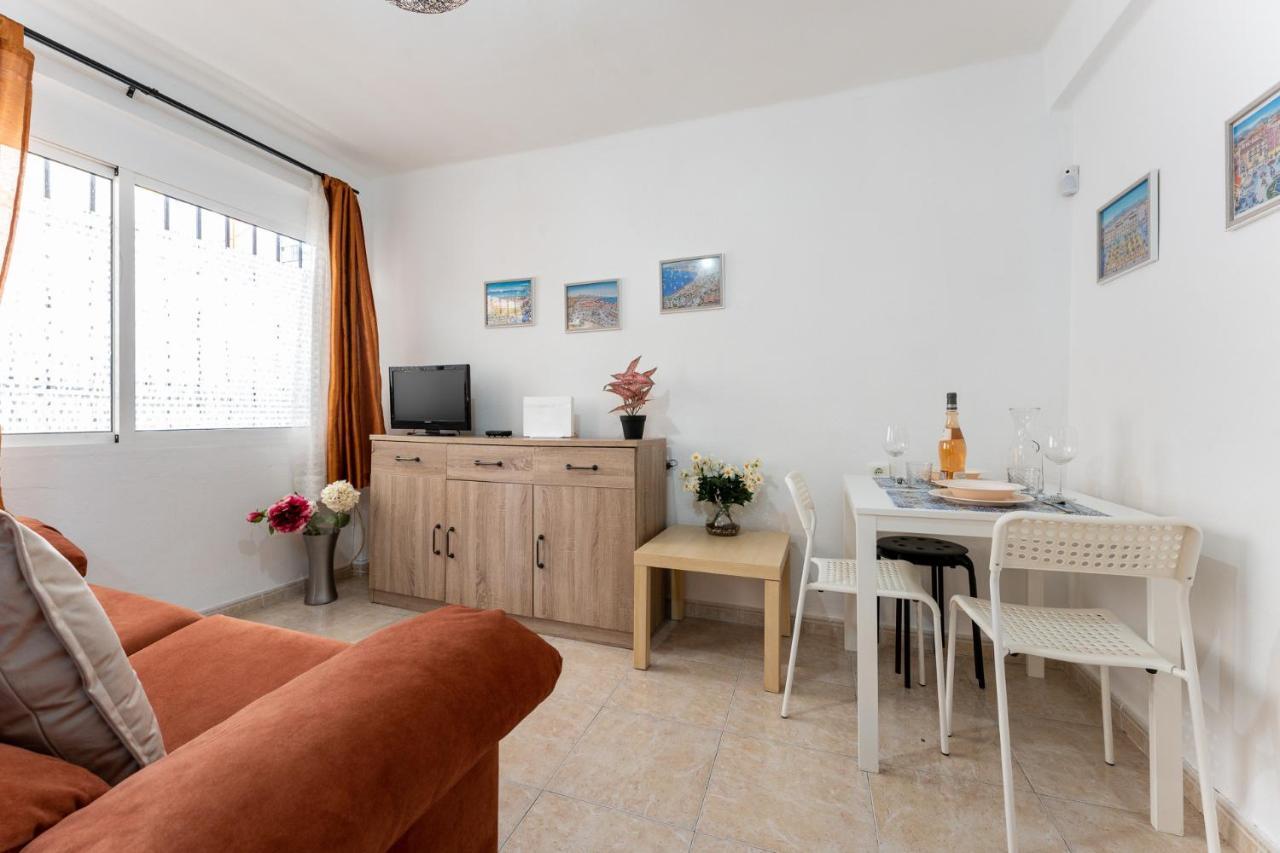 Malagasuite City Center Torremolinos Bagian luar foto